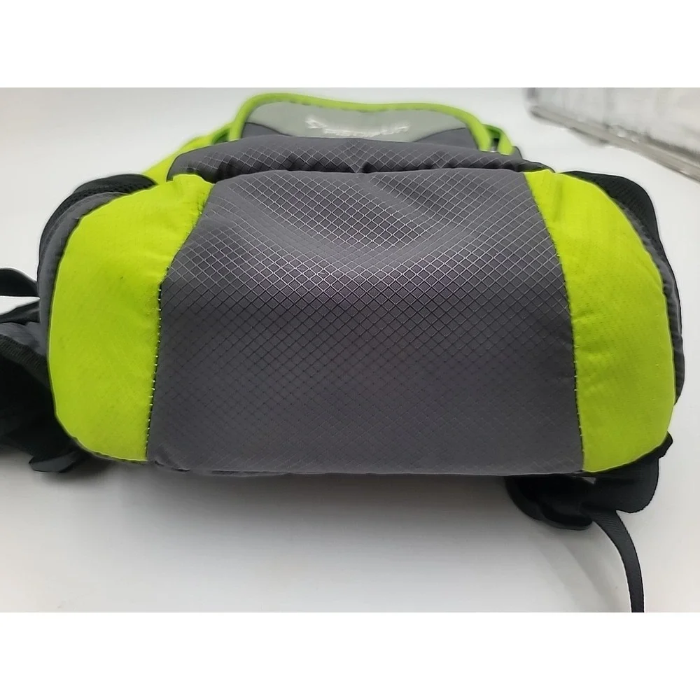 Piscifun Insulated Backpack Cooler Green Gray Pockets Camping Hiking Backpacking